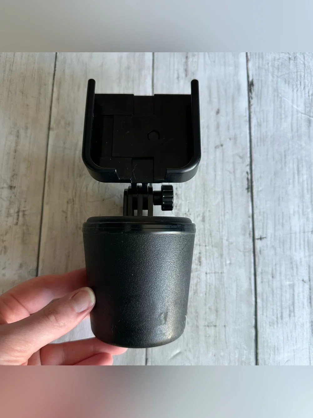 PREOWNED WEATHERTECH WEATHER TECH CUPFONE PHONE HOLDER BLACK